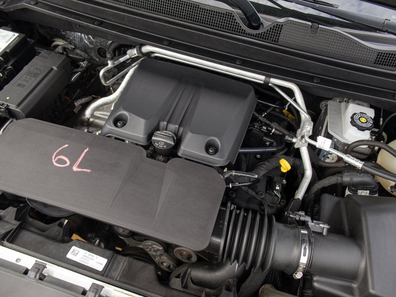2024 GMC Canyon 4WD Crew Cab Elevation Black Sherwood Park - photo #15