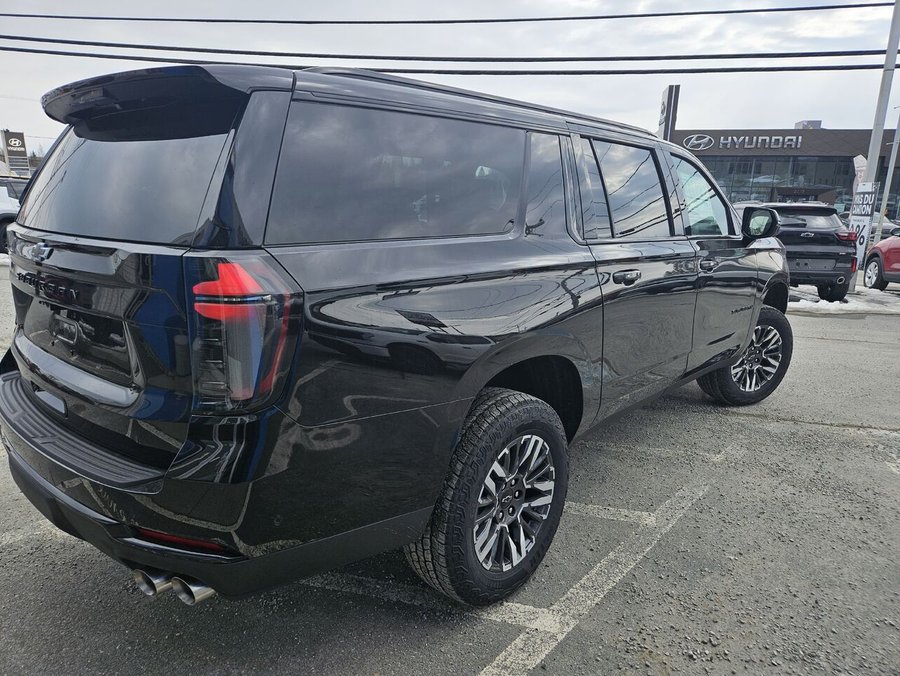 Chevrolet Suburban 2026 2026 Noir