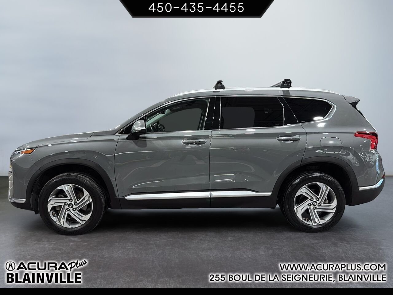 2021 Hyundai Santa Fe Grey Blainville - photo #4