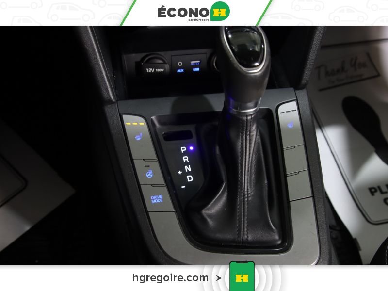 2017 Hyundai Elantra White Laval - photo #12