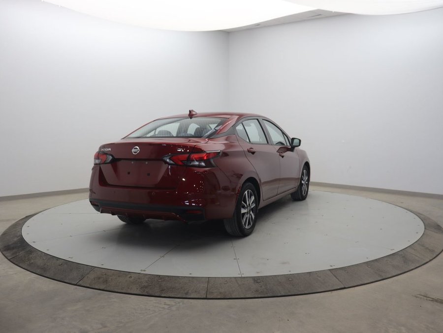 2021 Nissan Versa 2021 Orange