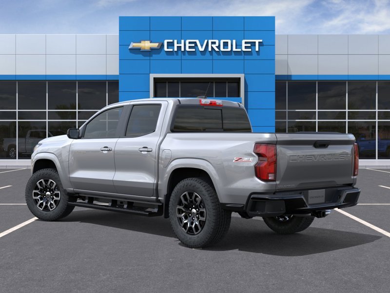 CHEVROLET Colorado COLORADO 4WD CREW CAB Z71 SHORT BOX (4Z7) 2026 GRIS STERLING METALLISE Rivière-du-Loup - photo #2