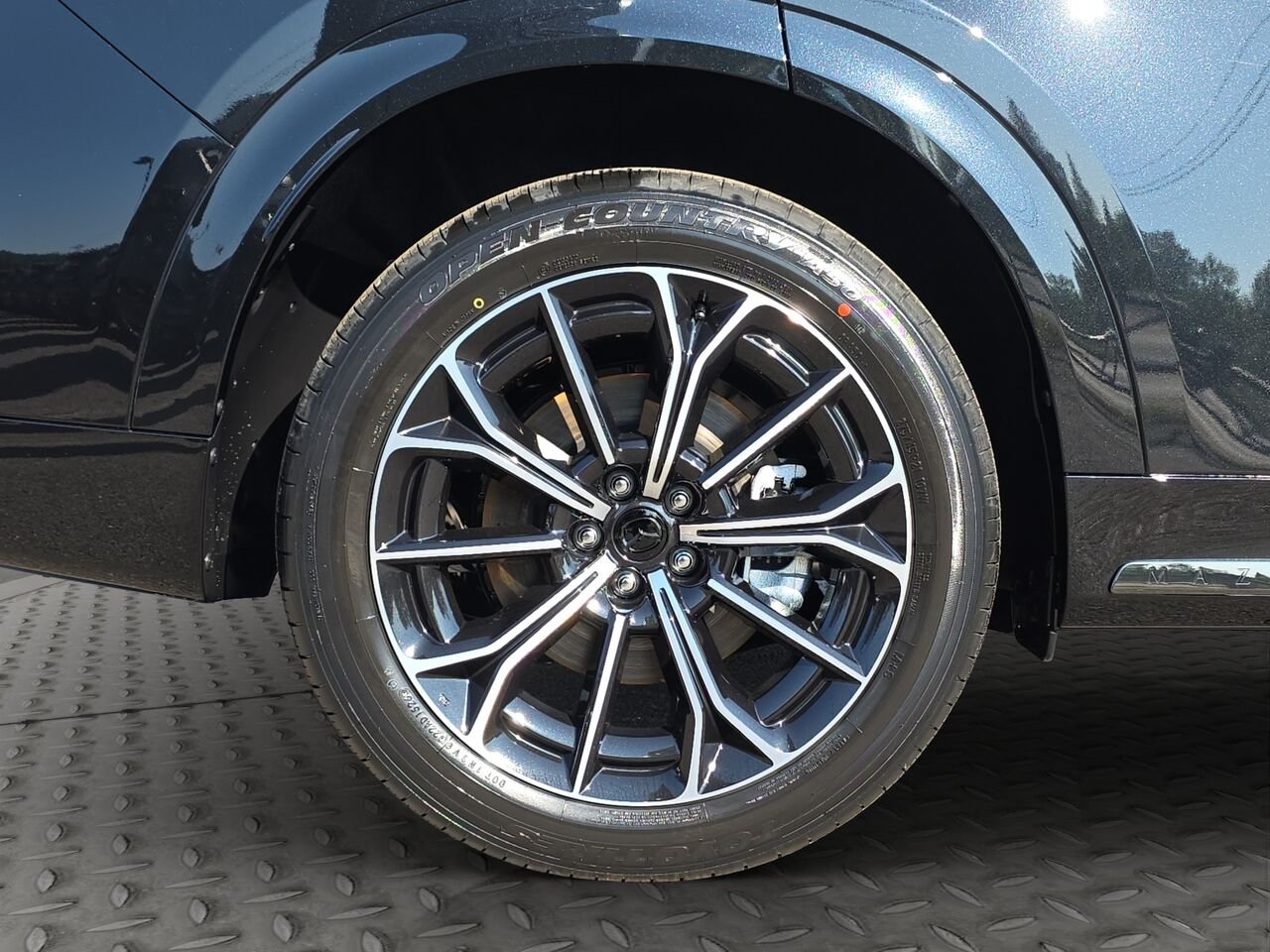 2026 Mazda CX-70 MHEV Signature TI Jet Black Mica Val-David - photo #25