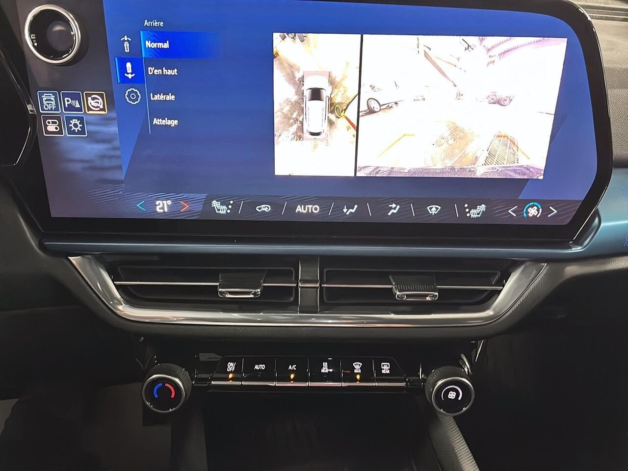 2024 CHEVROLET EQUINOX EV LT White Saint-Hyacinthe - photo #15