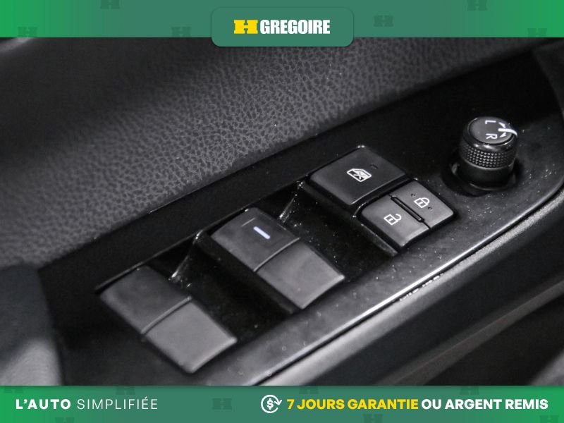 Toyota Prius 821700A | Upgrade AUTO AC CUIR NAV MAGS CAM RECUL BLEUTOOTH 2022 Beige Laval - photo #15
