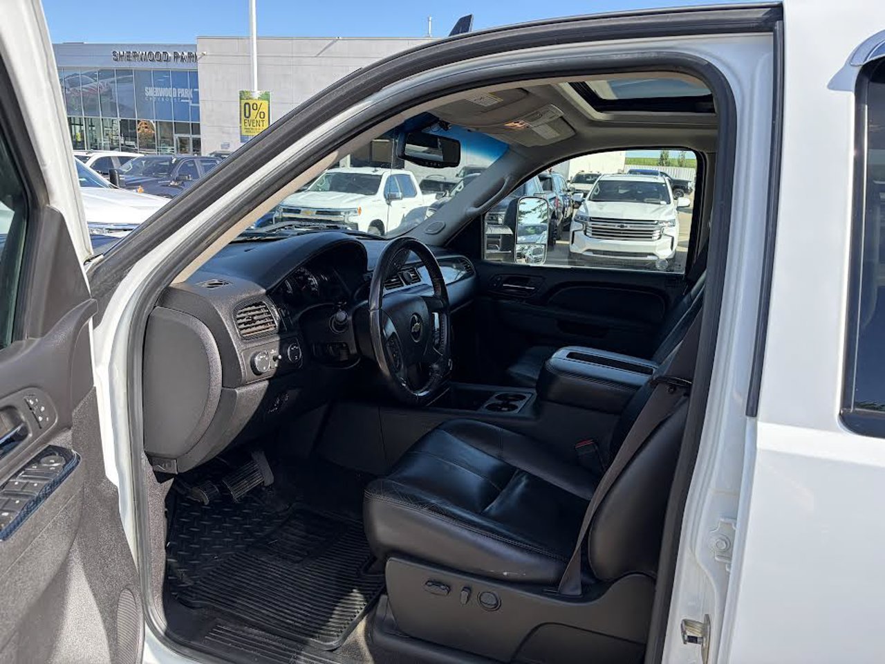 2011 Chevrolet Silverado 3500HD 4WD Crew Cab 167 LTZ White Sherwood Park - photo #6