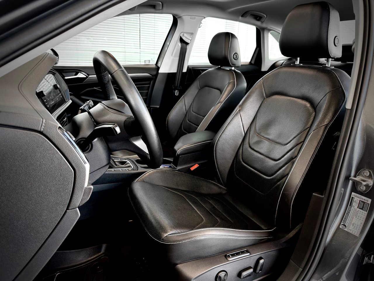 Volkswagen Jetta 2022 Gris Notre-Dame-des-Prairies - photo #21