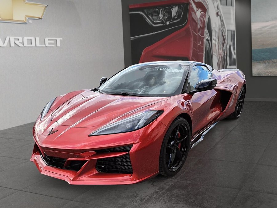 Chevrolet Corvette E-Ray cabriolet 2 portes avec 2LZ 2025 Teinte rouge brume métallisé
