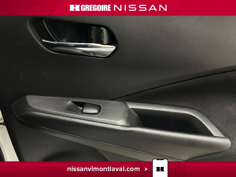2024 Nissan Kicks White Laval - photo #14
