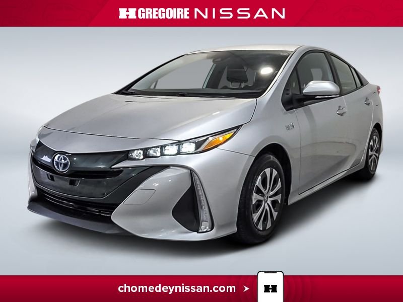 2022 Toyota Prius White Blainville - photo #2