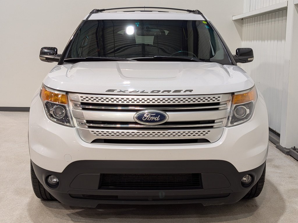2013 Ford Explorer 4WD 4dr XLT White Val-David - photo #3