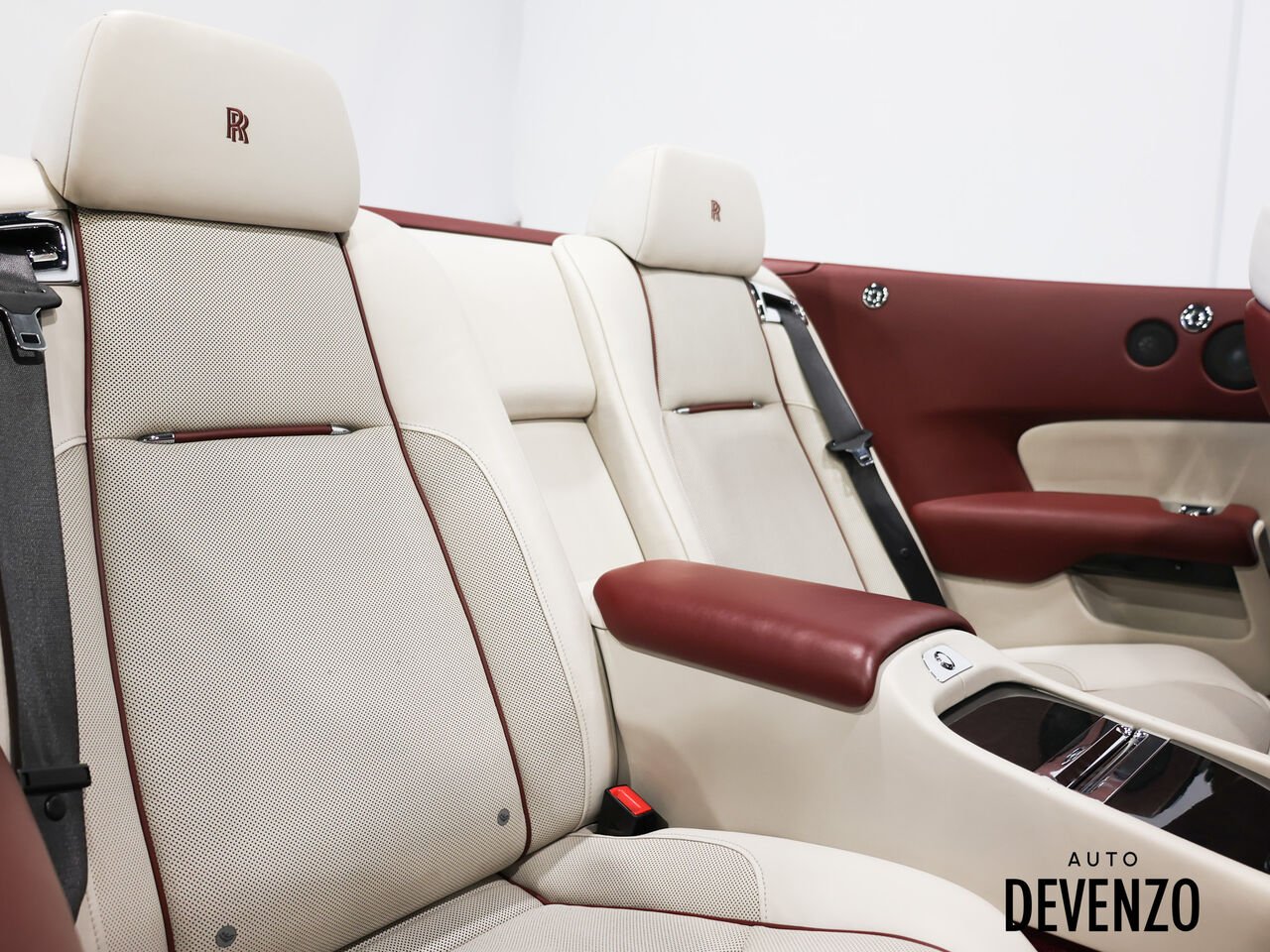 Rolls-Royce Dawn 2016 Blanc Saint-Eustache - photo #9