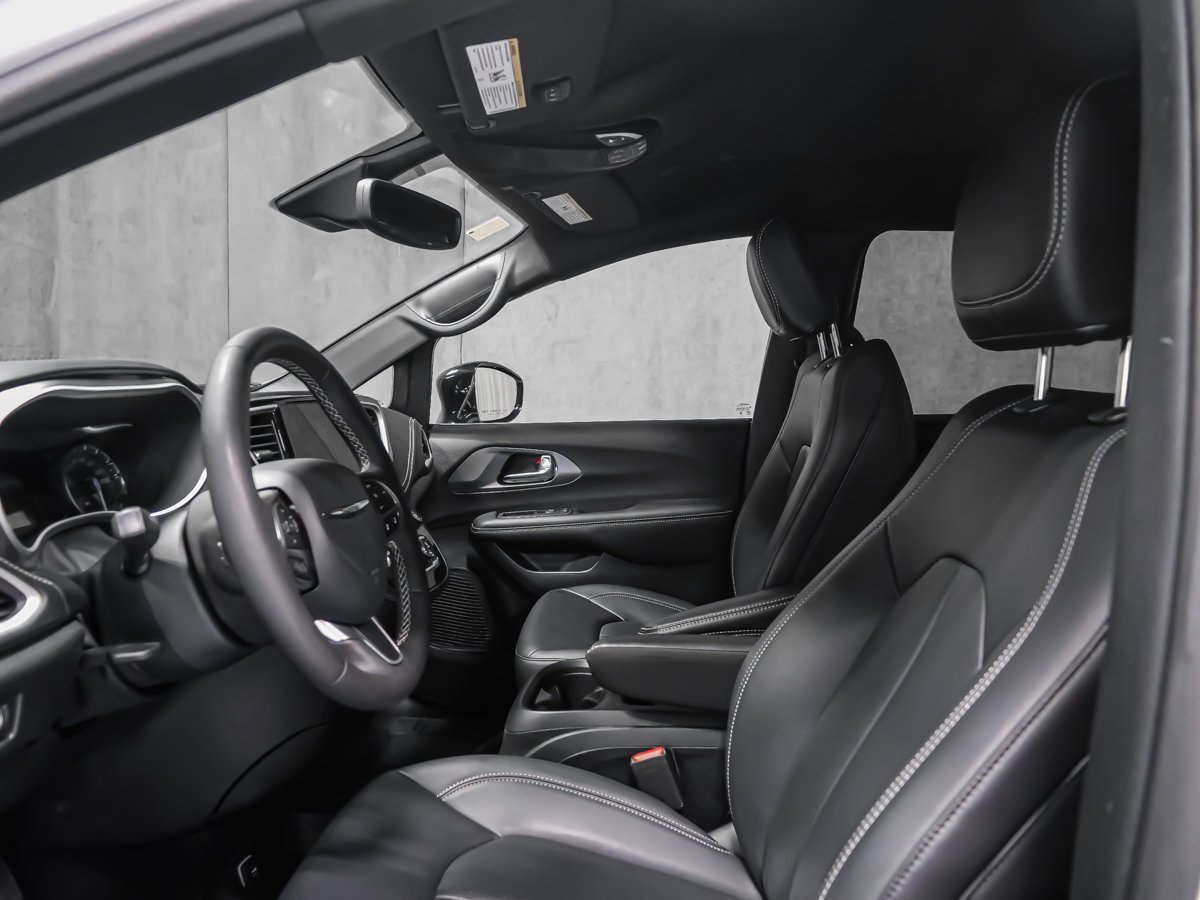 2025 Chrysler Pacifica SIÈGES CHAUFFANT VOLANT CHAUFFANT White Montreal - photo #15