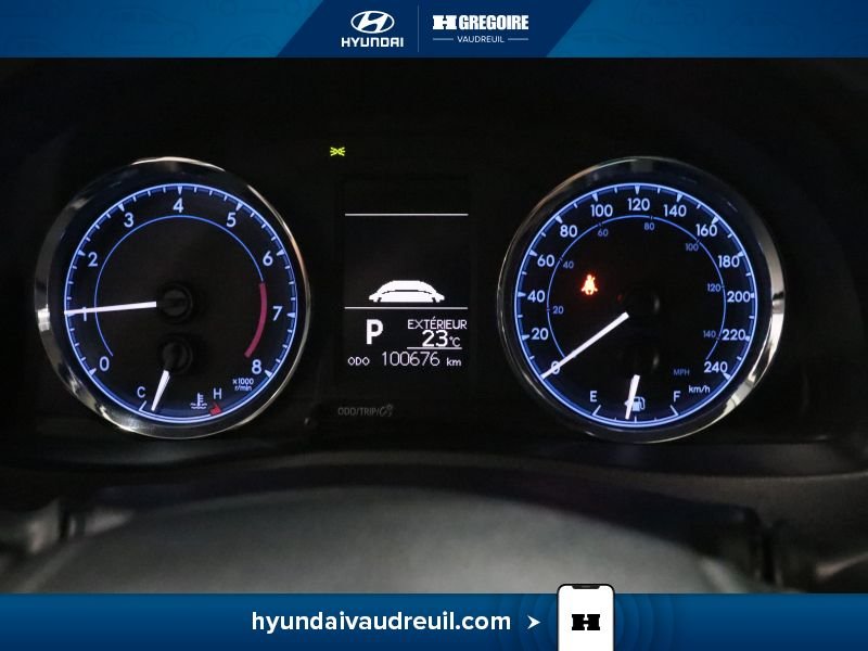 Toyota Corolla 2018 Bleu Saint-Eustache - photo #23