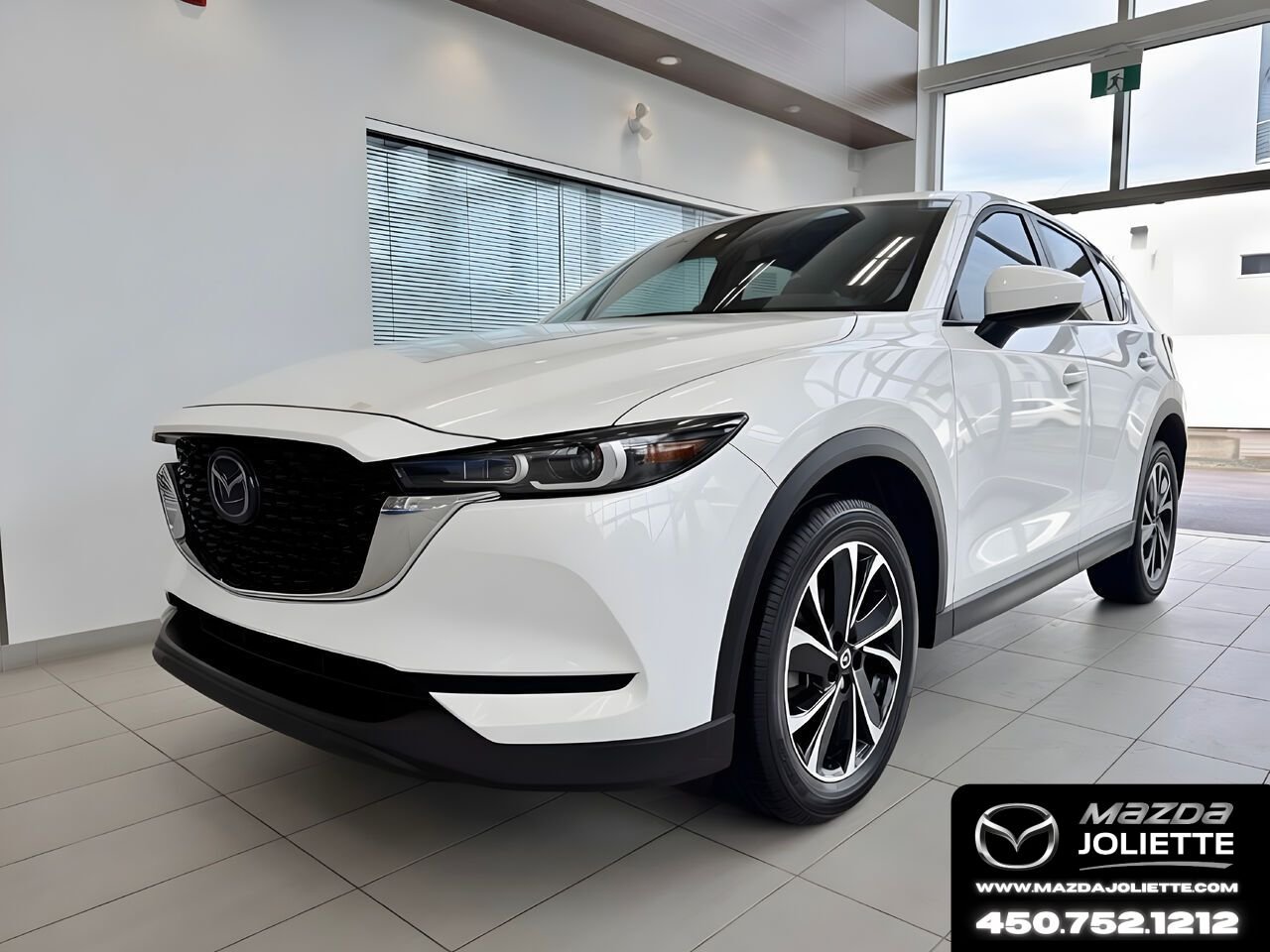 2025 MAZDA CX-5 Rhodium White Metallic Notre-Dame-des-Prairies - photo #1
