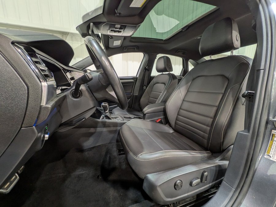 Volkswagen Jetta 2024 2024 Gris