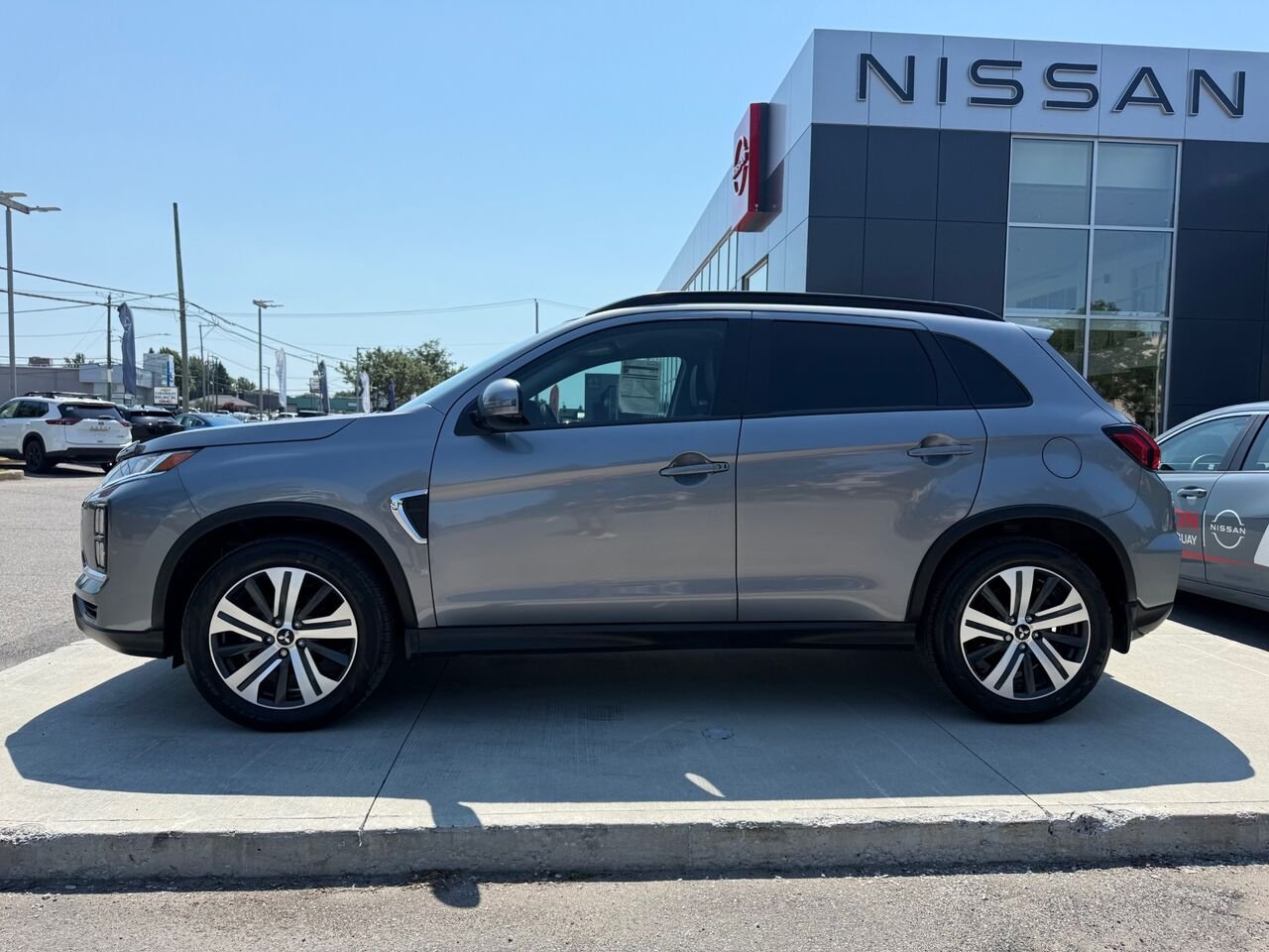 2024 Mitsubishi RVR SE AWC Grey Châteauguay - photo #7