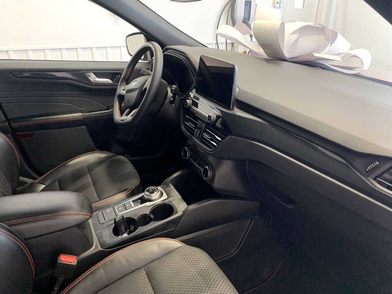 Ford Escape ST-LINE, AWD, HYBRIDE, 2.5L 2023 Rouge Châteauguay - photo #17