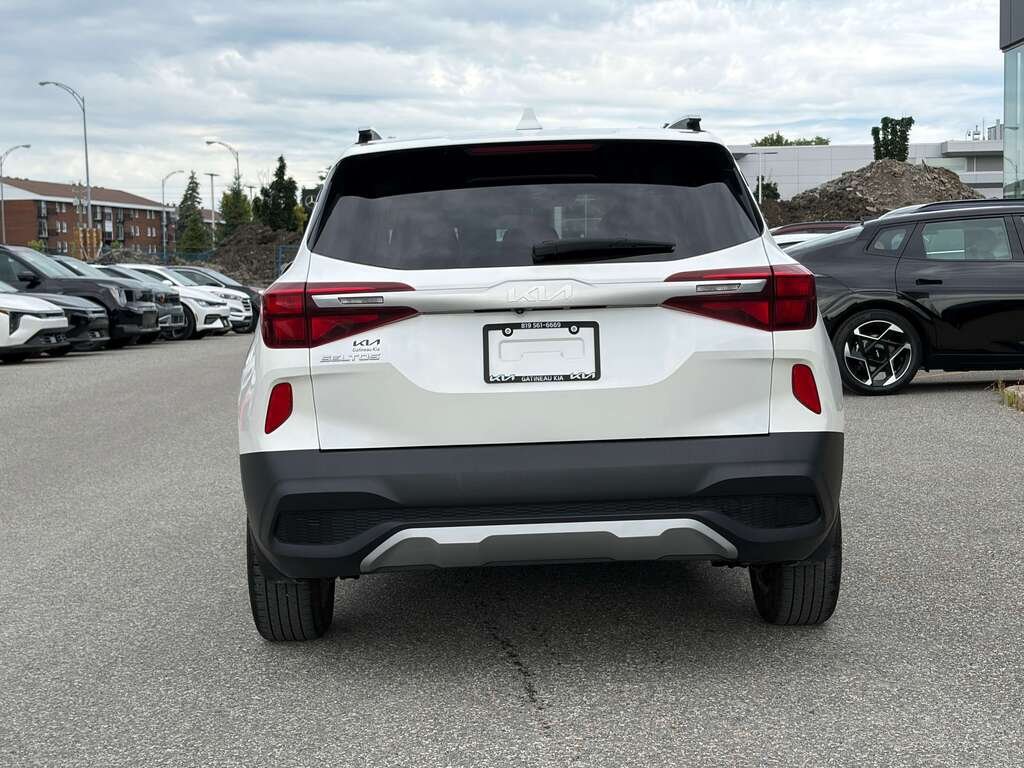 Kia Seltos 2023 Blanc Gatineau - photo #5
