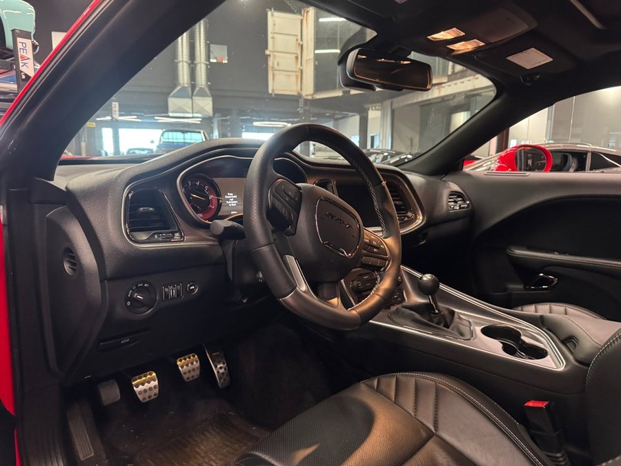 2016 Dodge Challenger 2016 Red