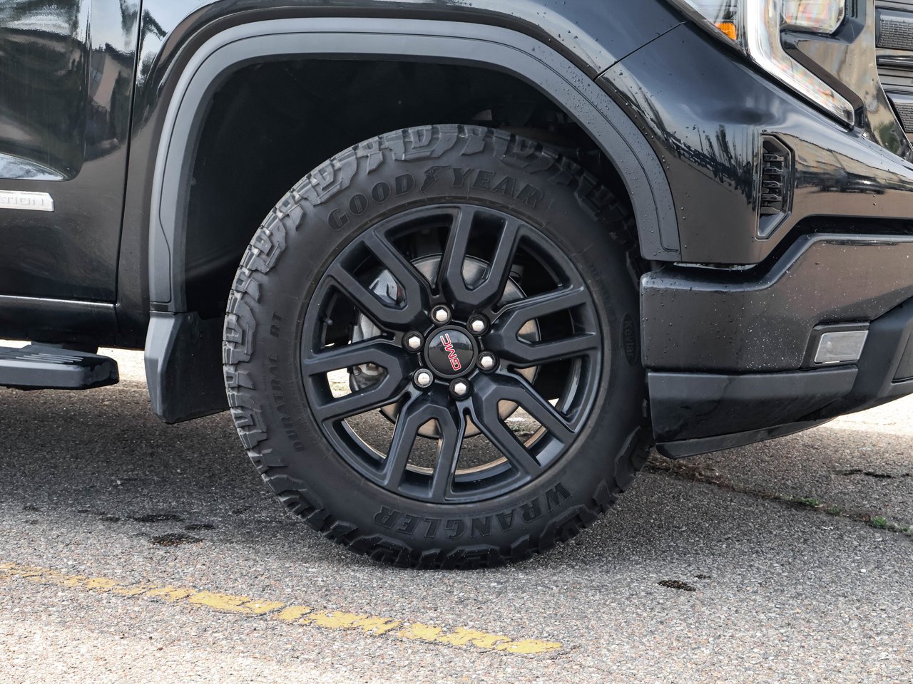 2024 GMC Sierra 1500 4WD Crew Cab 147 Elevation Black Sherwood Park - photo #10