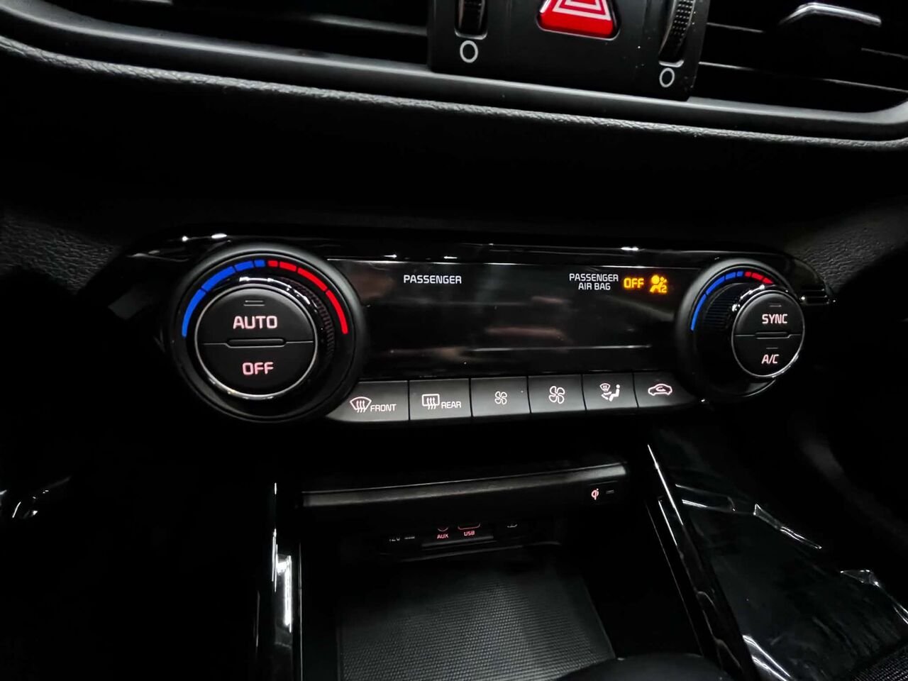 Kia Forte 2021 Noir Blainville - photo #26