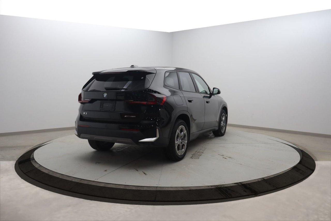 BMW X1 NIV WBX73EF0XS5166643 2025 Noir Chicoutimi - photo #3