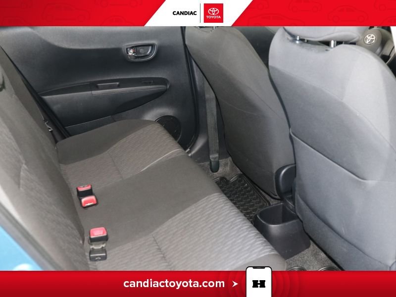 2014 Toyota Yaris Green Saint-Eustache - photo #21