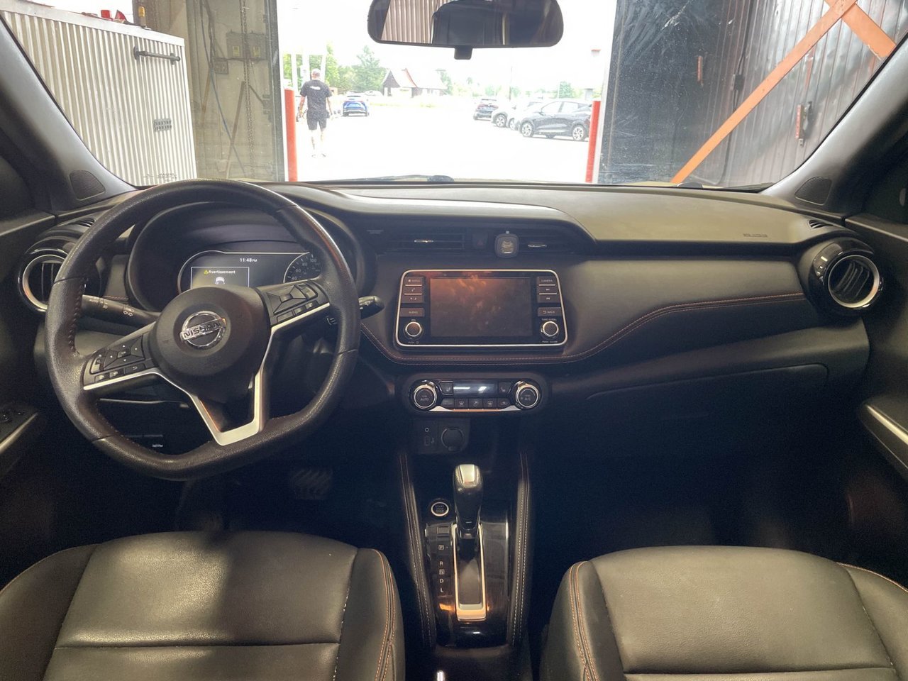 2018 Nissan Kicks SR *SIÈGES CHAUFF* CAM 360 CARPLAY BLUETOOTH USB White Saint-Jérôme - photo #11