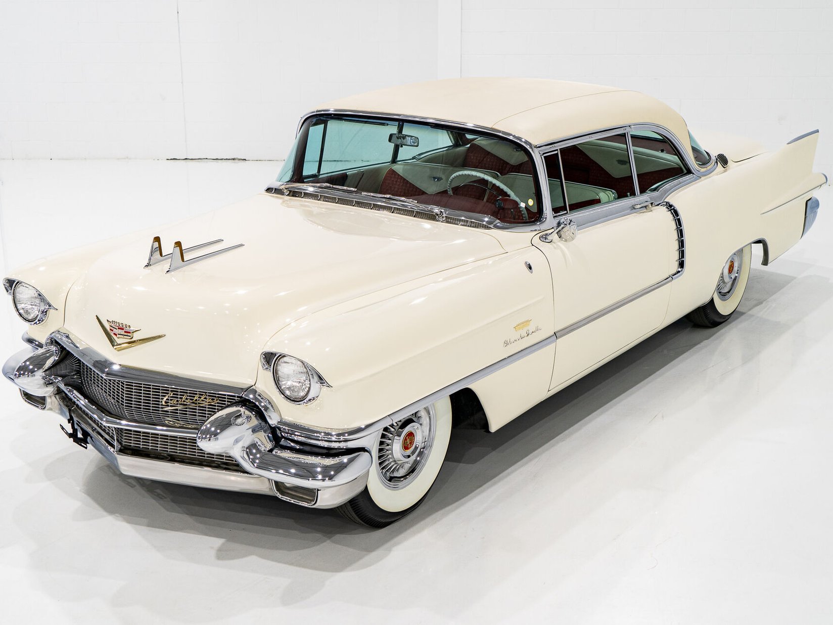 1956 Cadillac Eldorado Seville With Factory A/C | PRIX EN USD White Montreal - photo #31