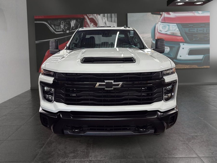 Chevrolet Silverado 2500HD WT cabine multiplace 4RM 159 po 2026 Blanc sommet