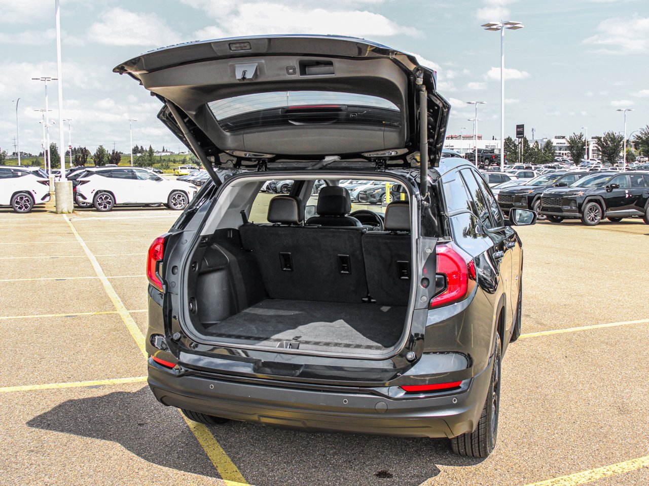 2022 GMC Terrain AWD 4dr AT4 Black Sherwood Park - photo #7