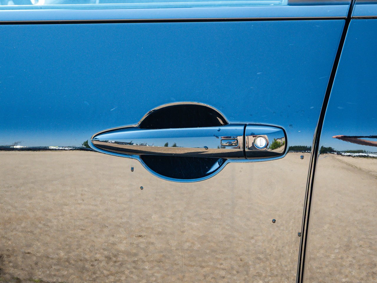 2025 Nissan Rogue AWD SV Moonroof Black Sherwood Park - photo #7