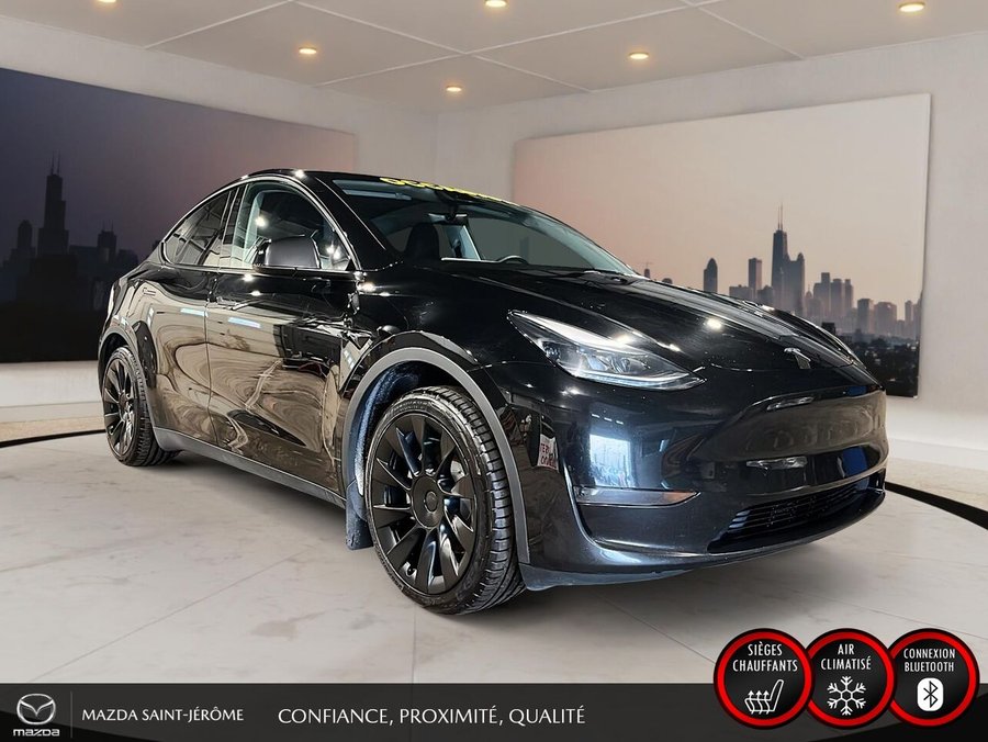 Tesla Model Y MOON ROOF | LEATHER | 2023 Noir