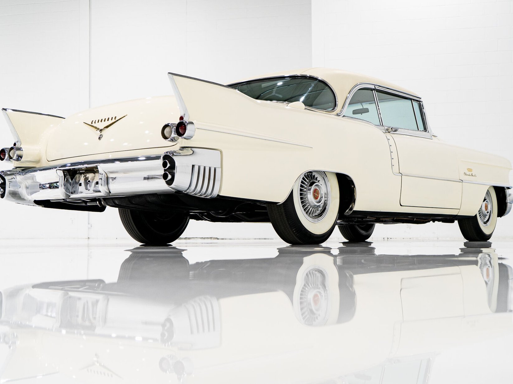 1956 Cadillac Eldorado Seville With Factory A/C | PRIX EN USD White Montreal - photo #26
