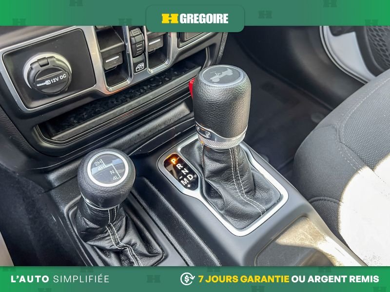 2023 Jeep Wrangler White Laval - photo #28