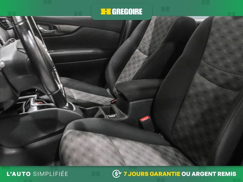 Nissan Qashqai 2019 Blanc Laval - photo #13