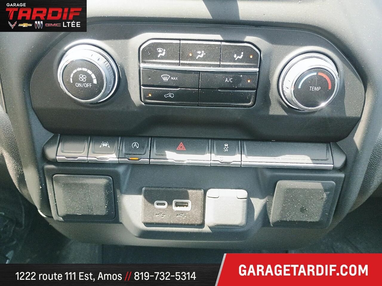 CHEVROLET 1500 4RM, CAISSE COURTE, CAB. MULTIPLAC 2024 Noir Amos - photo #16