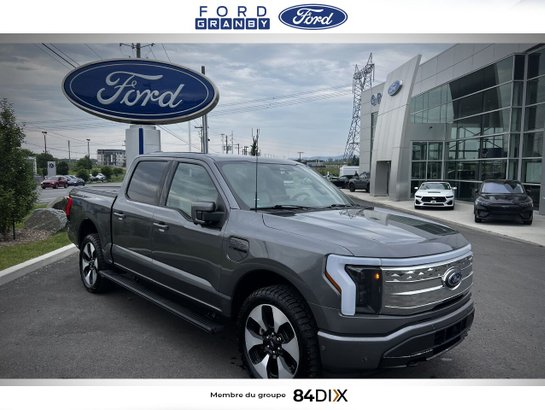 Ford F-150 Lightning Platinum SuperCrew 4RM caisse de 5,5 pi 2023 Gris