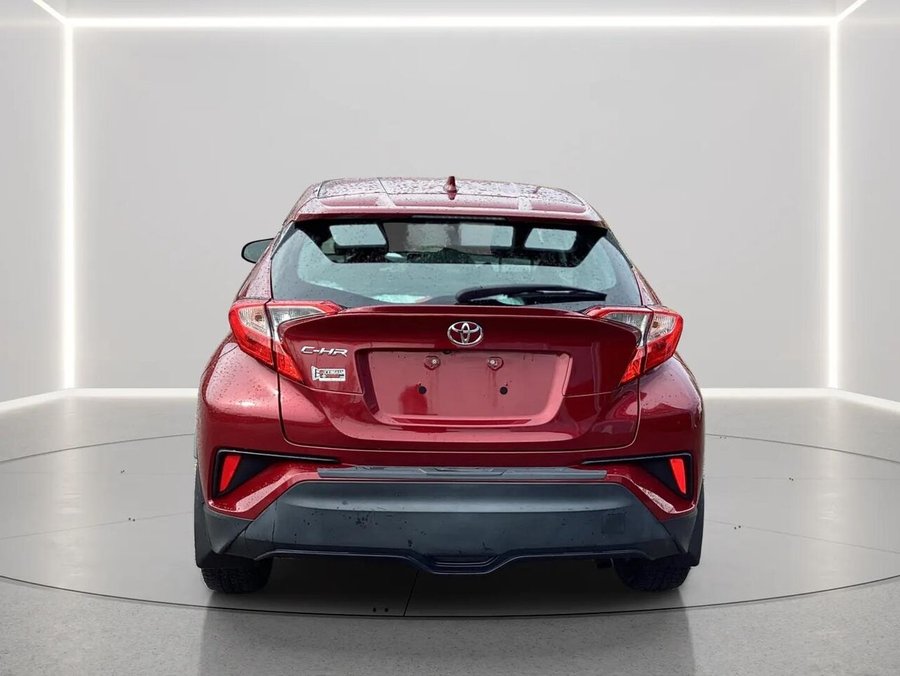 2018 Toyota C-HR 2018 Red