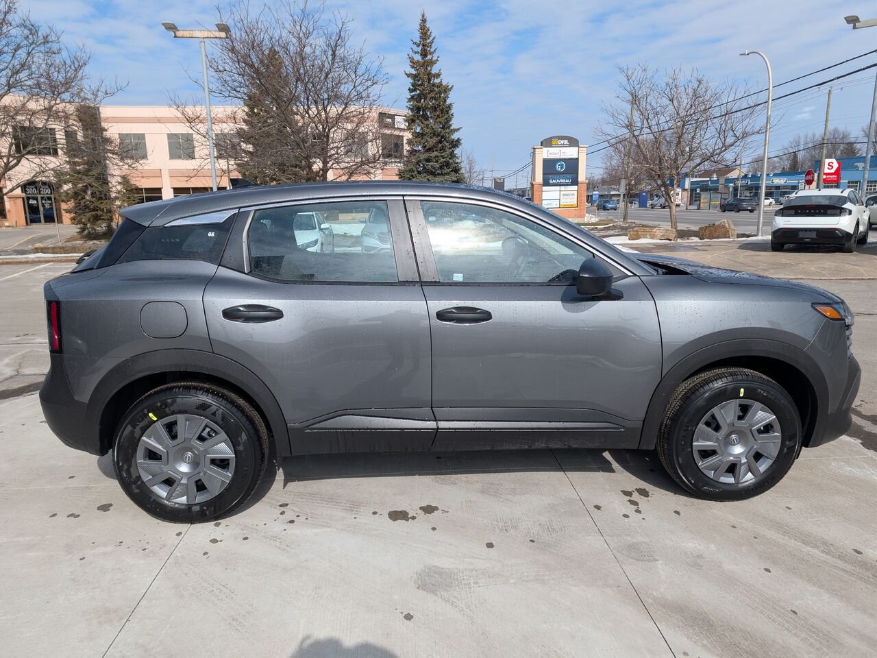 NISSAN Kicks KICKS S 2026 Gris poudre métallisé Châteauguay - photo #6