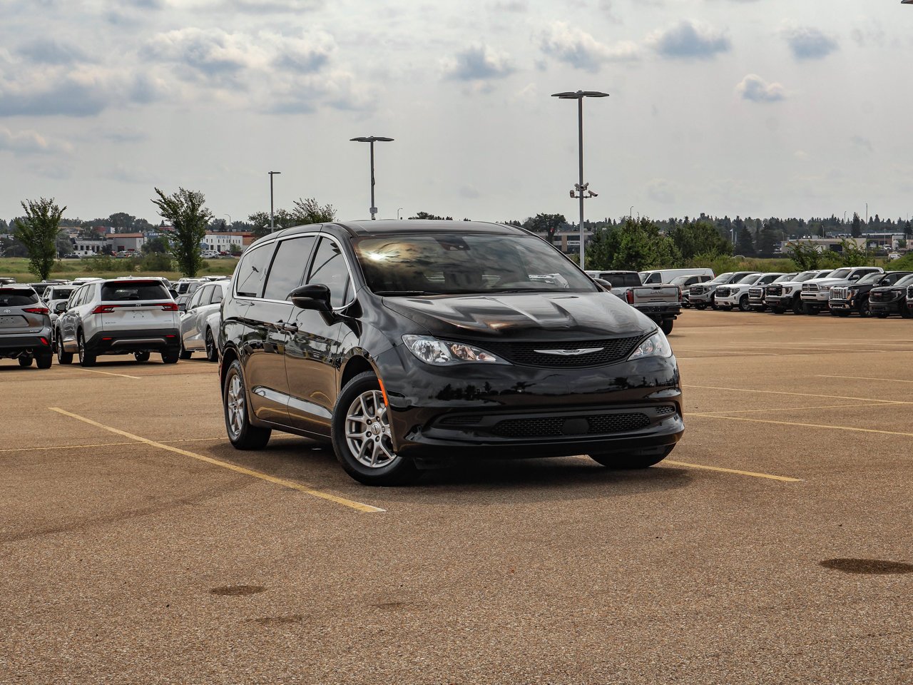 2025 Chrysler Grand Caravan SXT 2WD Black Sherwood Park - photo #1