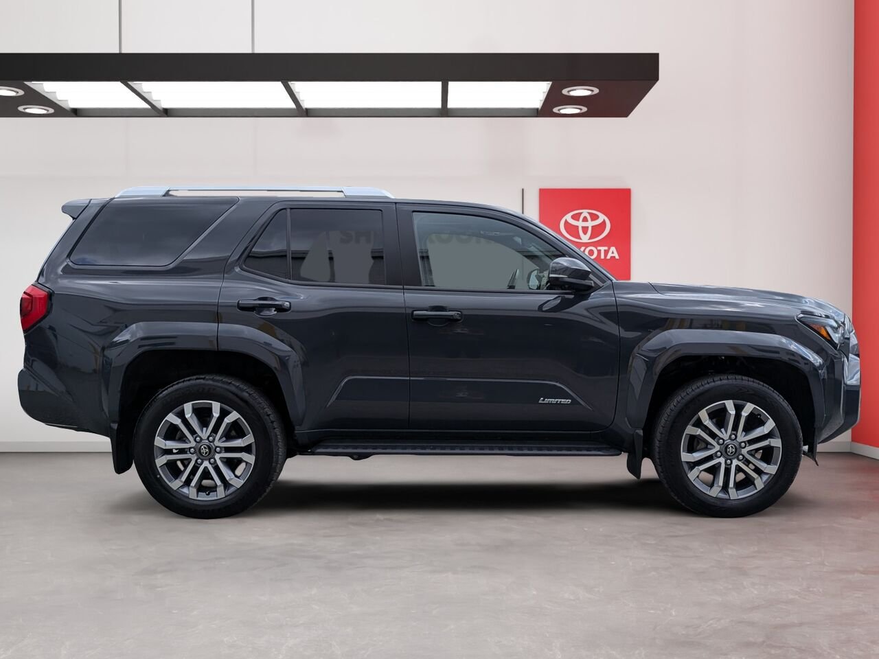 Toyota 4Runner LIMITED/AWD/SIÈGES CHAUFFANTS/TOIT OUVRANT/VOLANT CHAUFFANT/BLUETOOTH/AC BIZONE 2025 Gris Underground Sherbrooke - photo #3