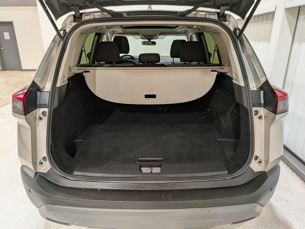 Nissan Rogue AWD SV Moonroof 2023 Or Val-David - photo #8