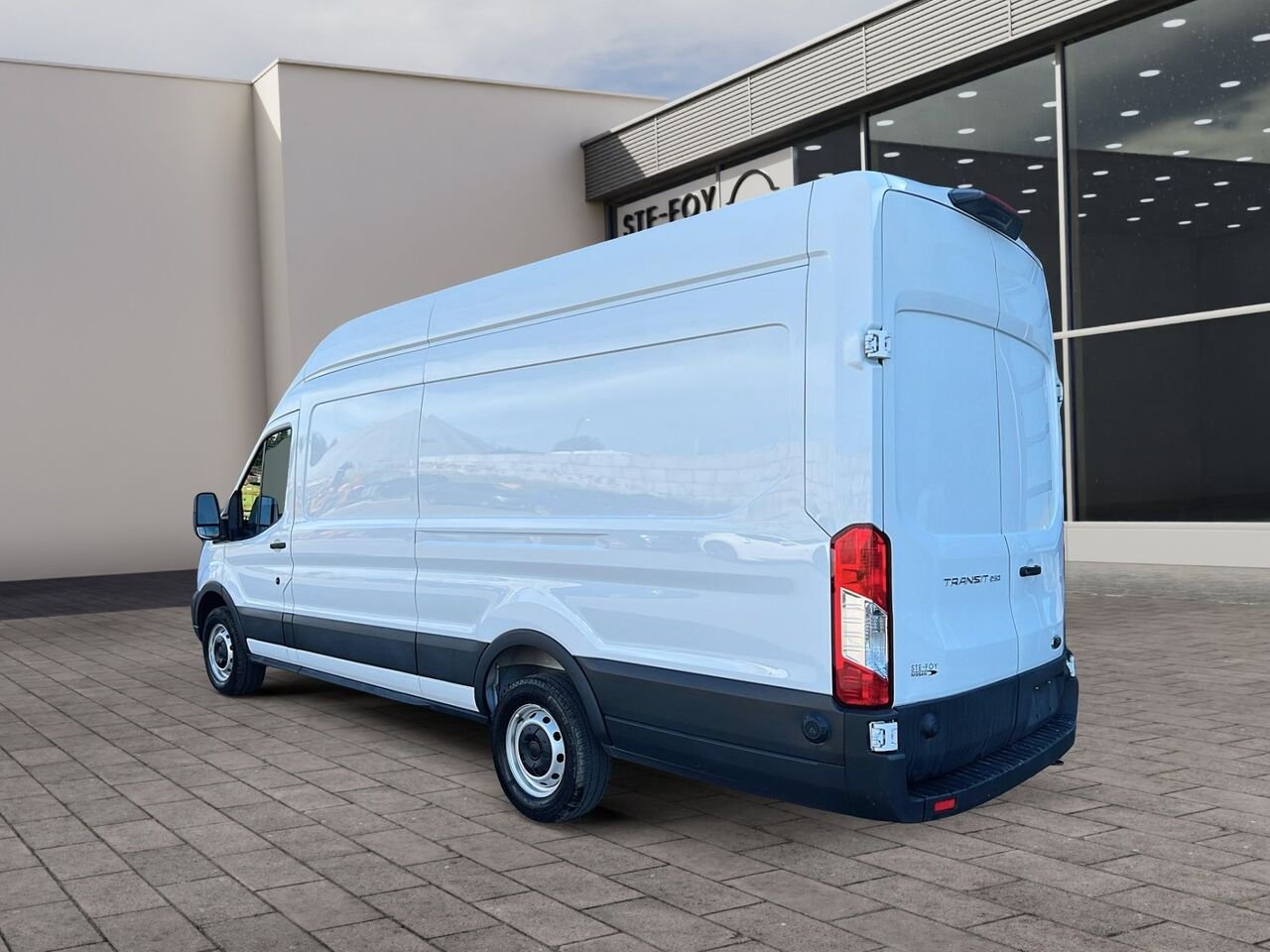 2025 Ford Transit 250 TOIT HAUT Québec - photo #3