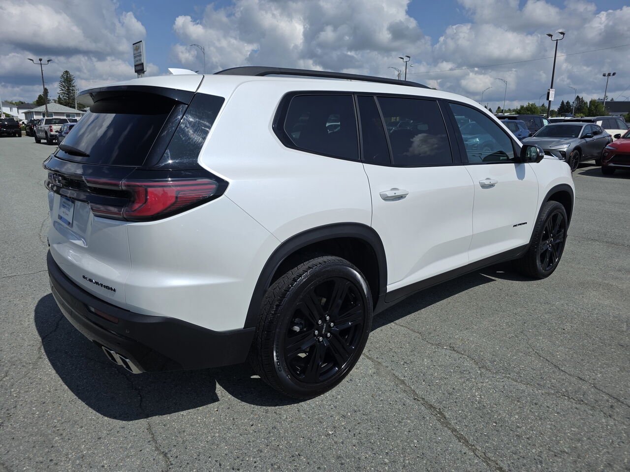GMC Acadia Elevation 2024 Blanc Rouyn-Noranda - photo #30