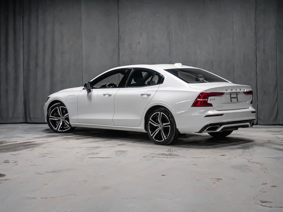 2021 Volvo S60 Recharge T8 R-DESIGN ADVANCED CLIMAT POLESTAR White