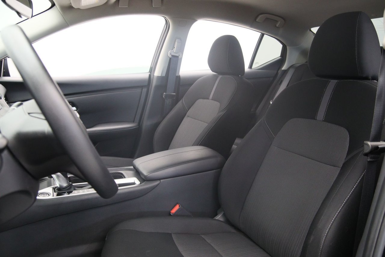 Nissan Sentra NIV 3N1AB8CV1RY235565 2024 Noir Chicoutimi - photo #5