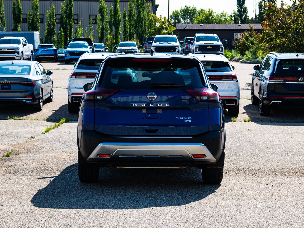 2023 Nissan Rogue AWD Platinum Blue Sherwood Park - photo #11