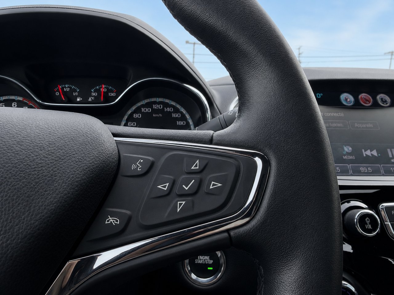 2018 Chevrolet Cruze Red Châteauguay - photo #14